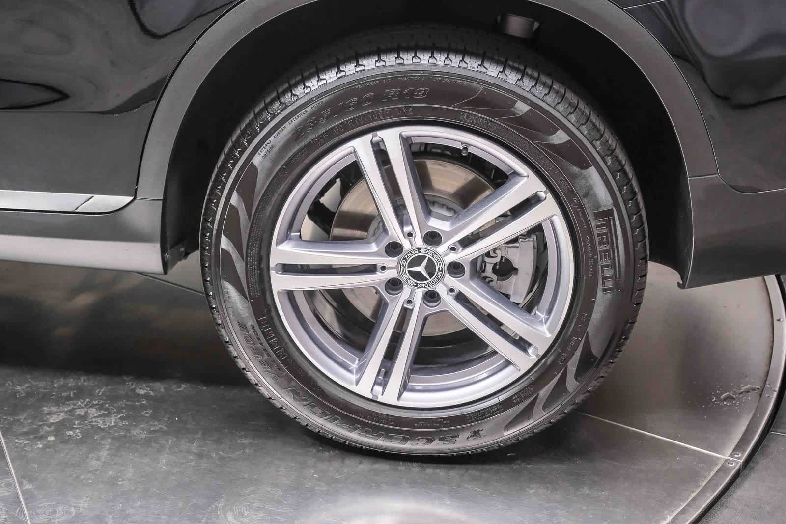 Certified Used 2022 Black Mercedes-Benz GLC 300 image 9
