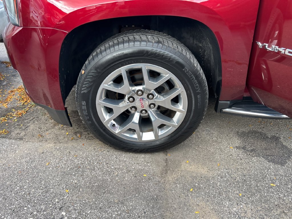 Used 2018 Red GMC SLT image 11