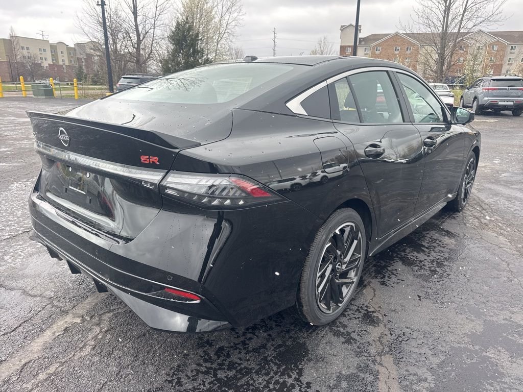 2026 Nissan Sentra SR - Photo 3