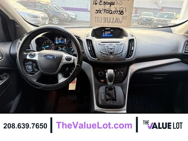 Used 2016 Red Ford SE image 15