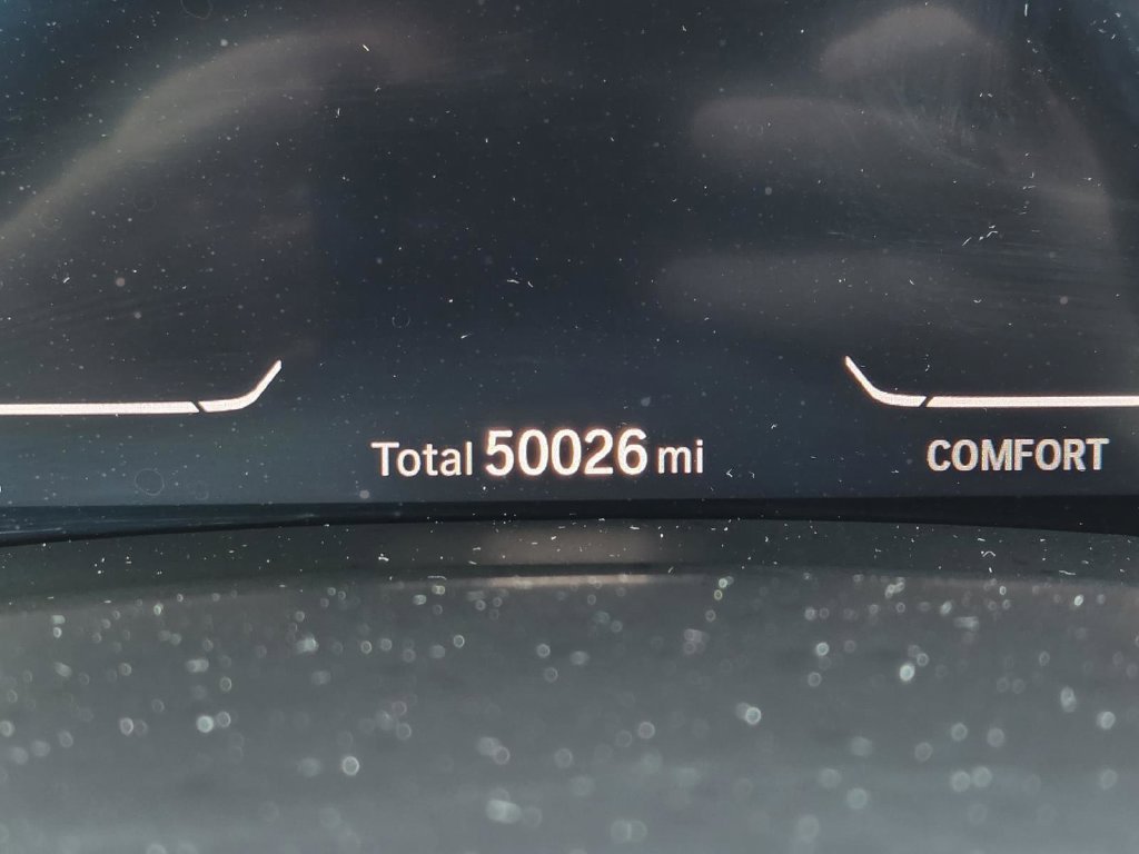 Used 2022 Tanzanite Blue II Metallic BMW M50i image 23