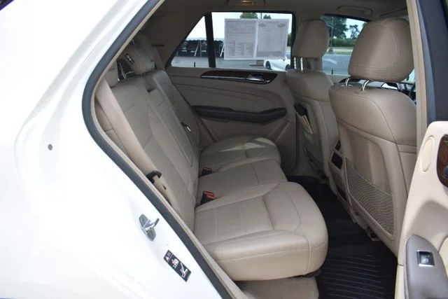 Used 2012 White Mercedes-Benz ML 350 image 19