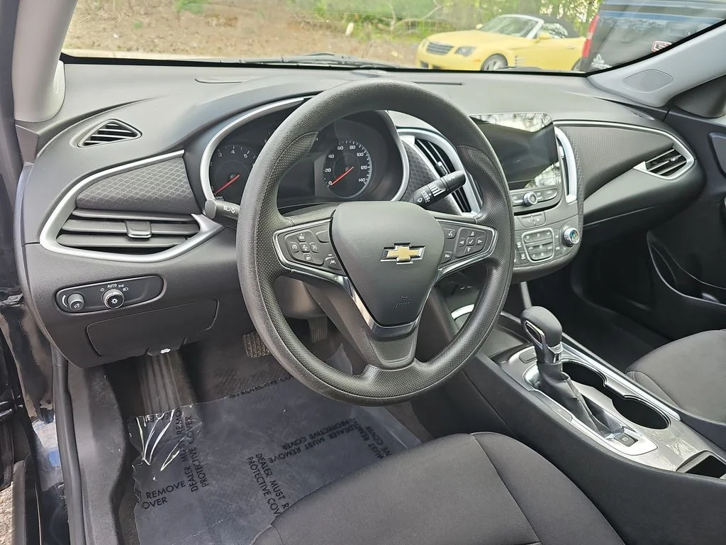 Used 2023 Black Chevrolet LT image 15