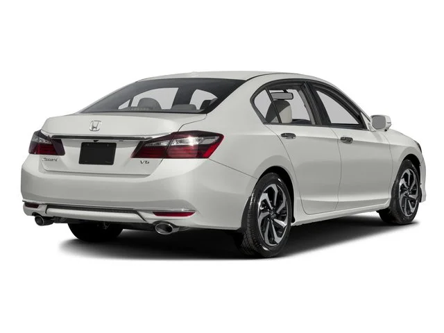Used 2016 Black Honda EX-L image 2