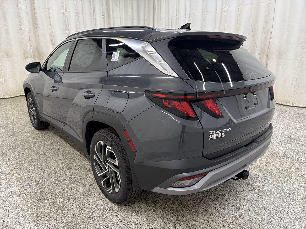 New 2026 Ecotronic Gray Hyundai SEL Plus AWD image 9