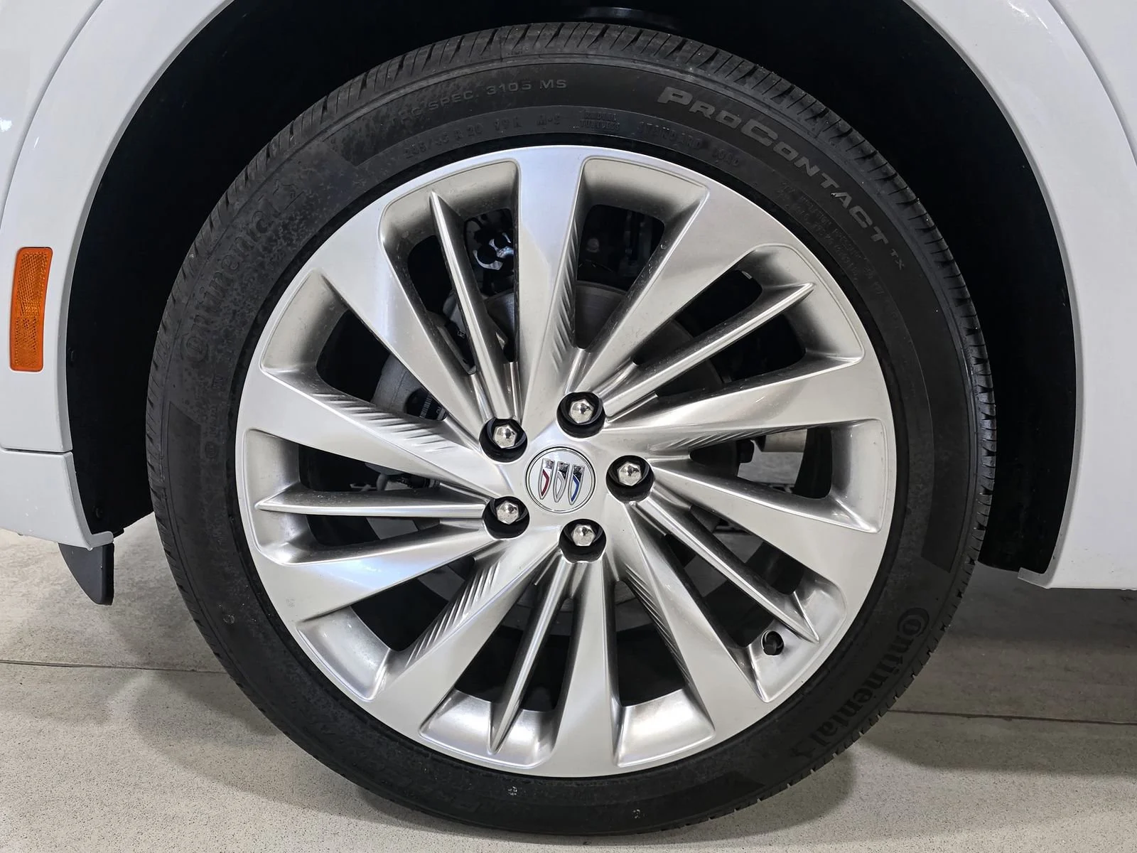 2026 Buick Envision Avenir - Photo 18