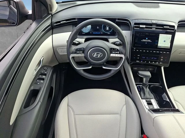 Used 2024 Black Hyundai SEL image 11