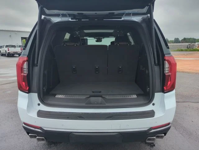 New 2026 Glacier White Tricoat GMC Denali Ultimate image 25