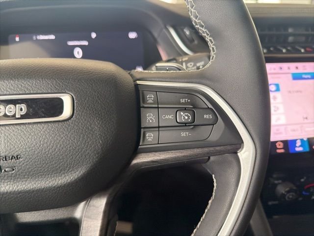 Used 2023 Red Jeep Limited image 28