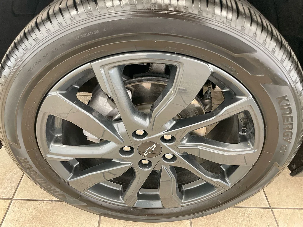 Used 2024 Sterling Gray Metallic Chevrolet RS image 33