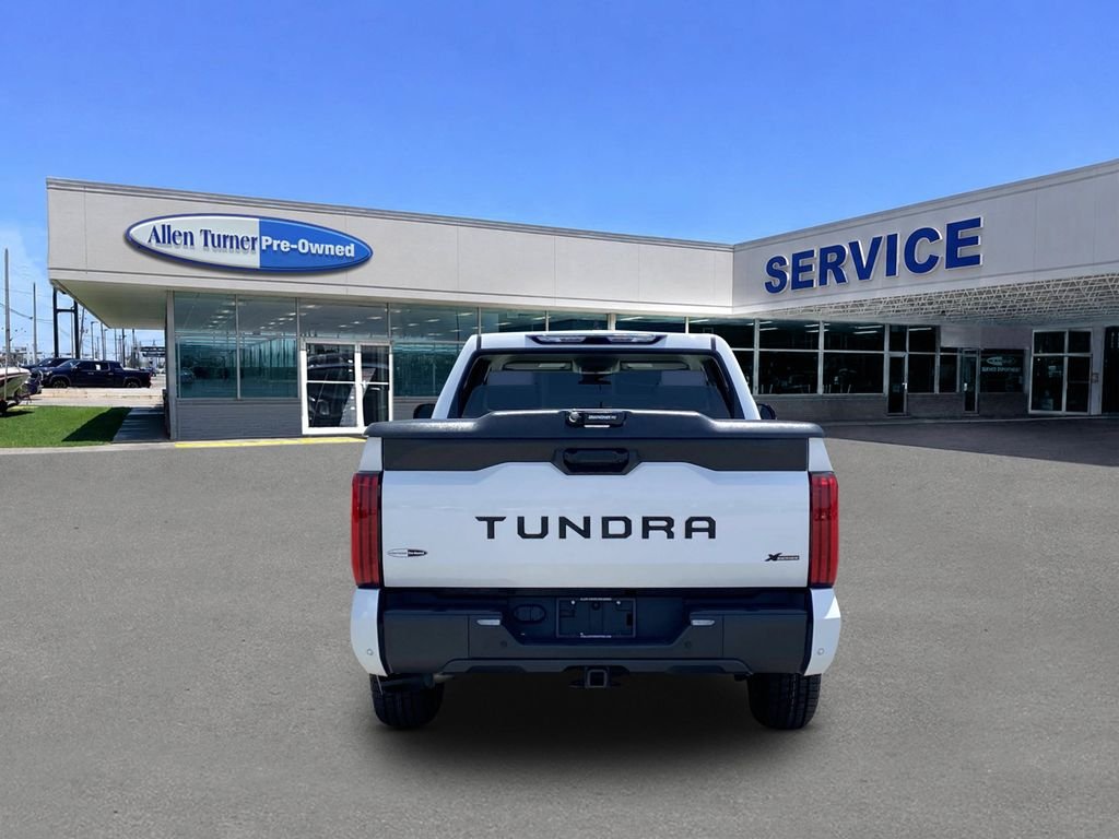 Used 2022 White Toyota SR5 image 7