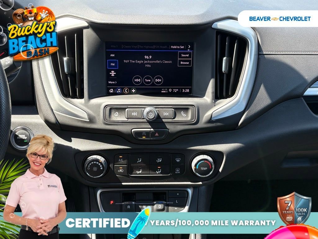 Used 2024 Ebony Twilight Metallic GMC SLE image 19