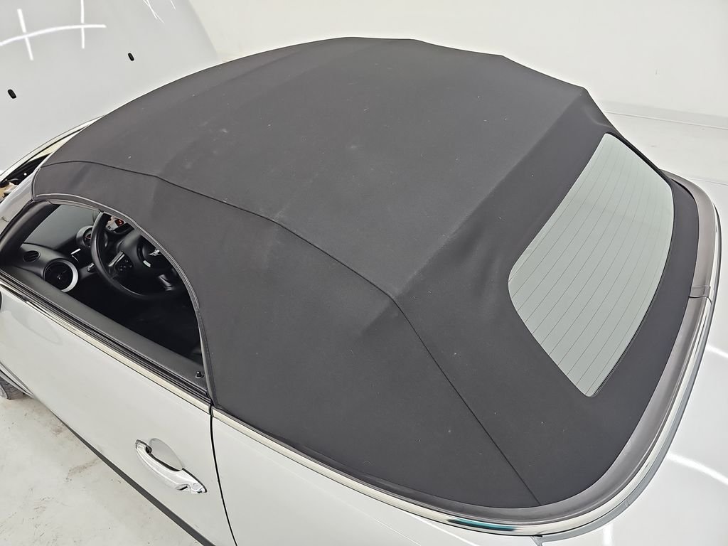 Used 2014 Silver MINI Base image 31