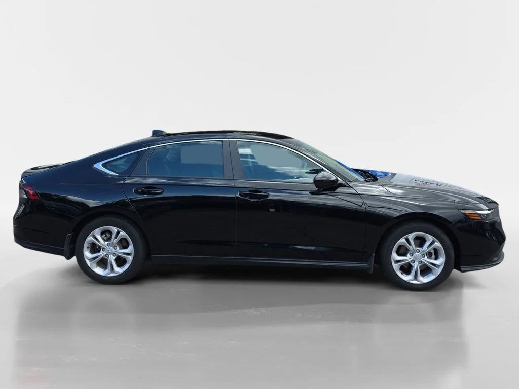 Used 2025 Crystal Black Pearl Honda LX image 3