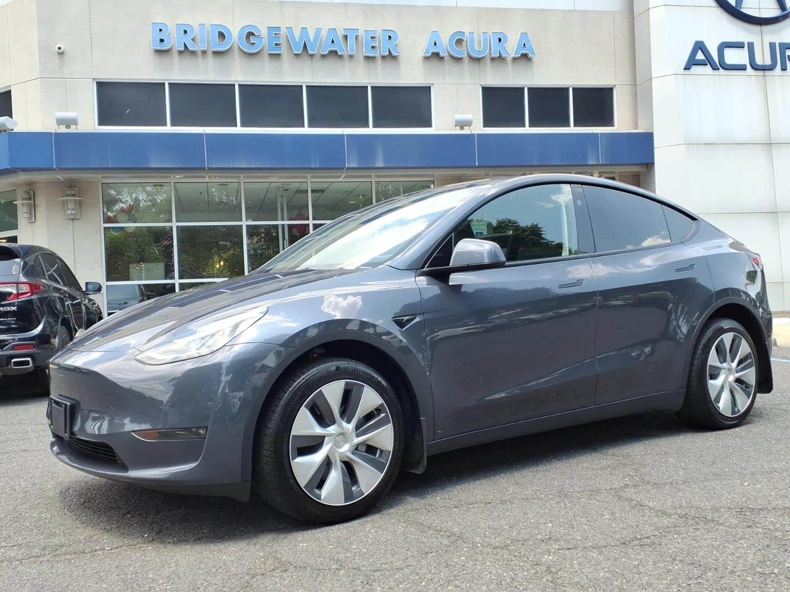 2023 Tesla Model Y Long Range Dual Motor All-Wheel Drive's photo