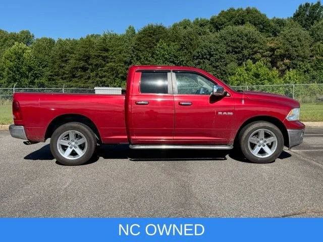 Used 2010 Red Dodge SLT/Sport/TRX image 3