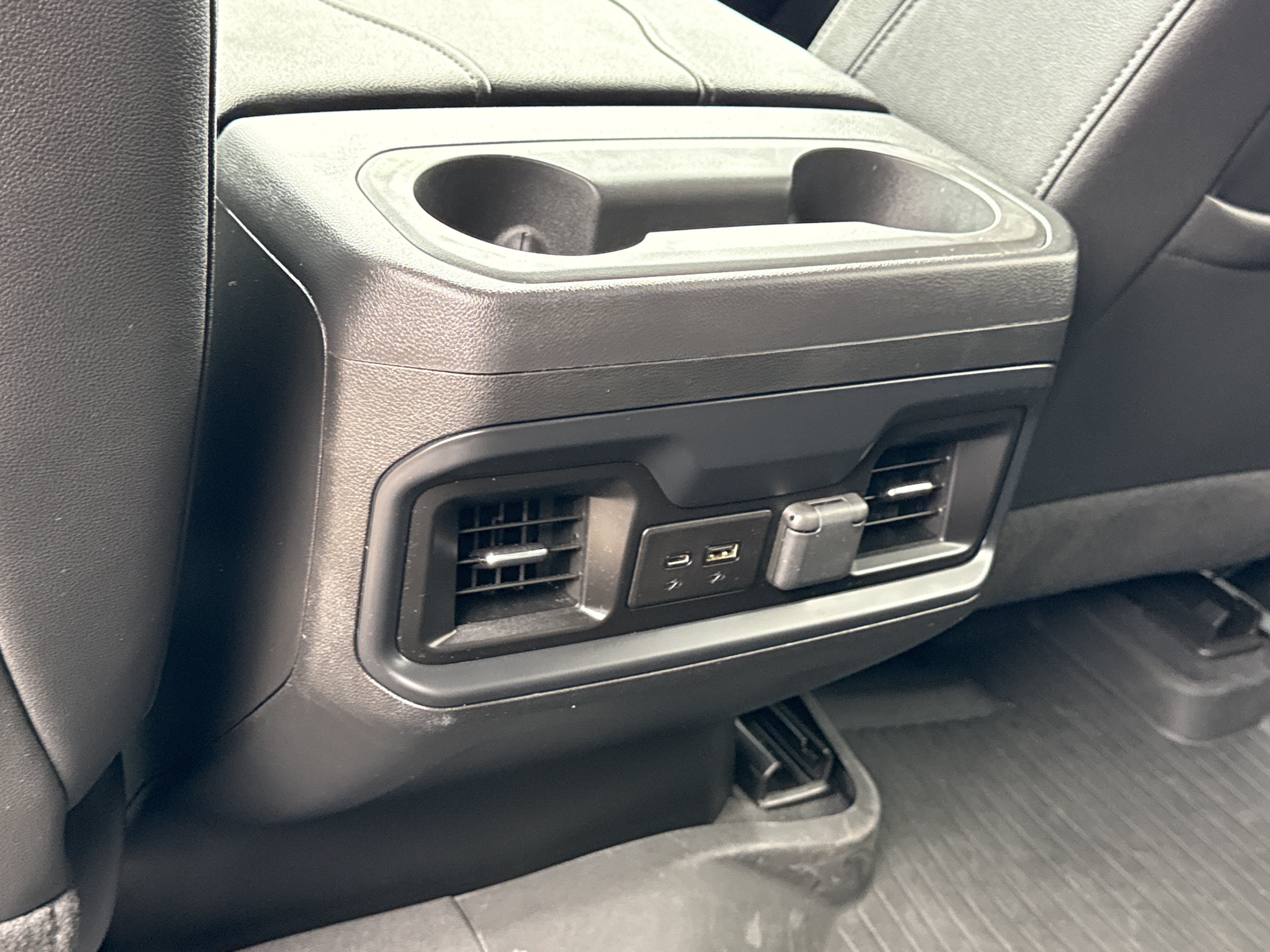 Used 2023 Summit White Chevrolet LT image 14