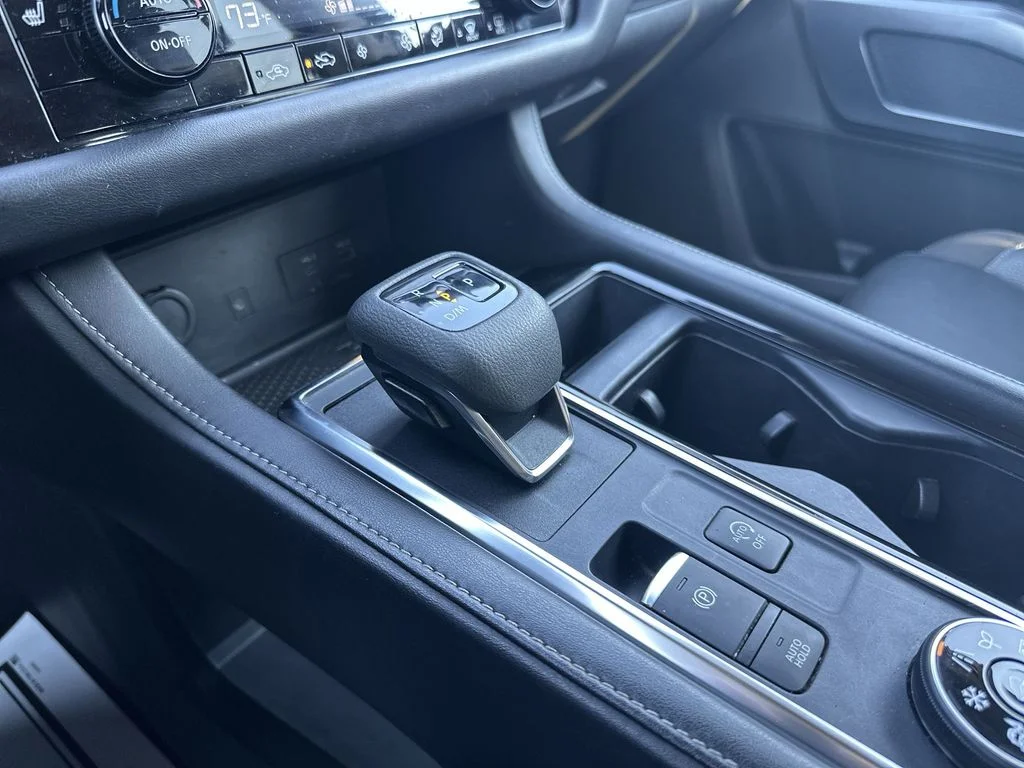 Used 2023 Black Nissan SL image 20
