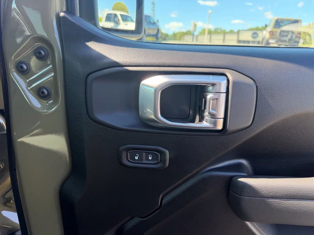 New 2027 Green Jeep Sport image 29
