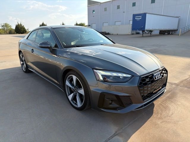 Used 2021 Silver Audi  image 4