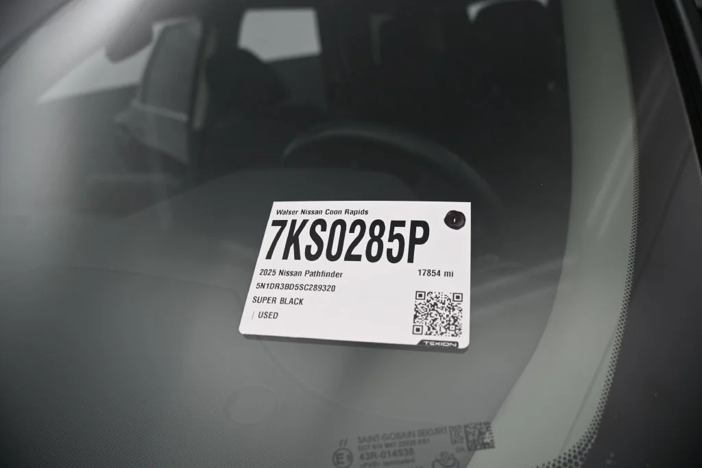 Used 2025 Super Black Nissan SV image 30