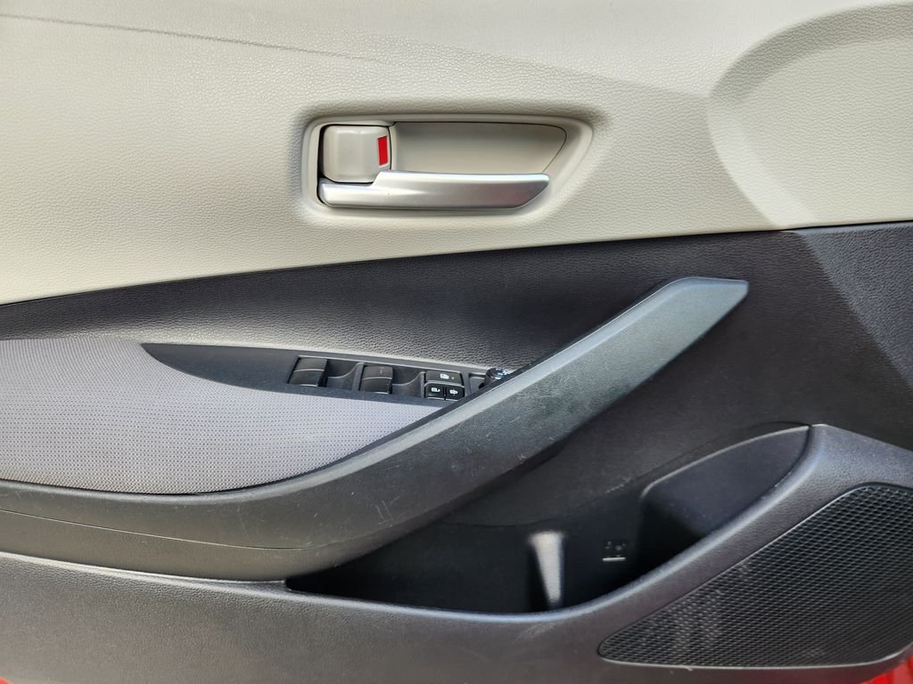 Used 2020 Barcelona Red Metallic Toyota LE image 20