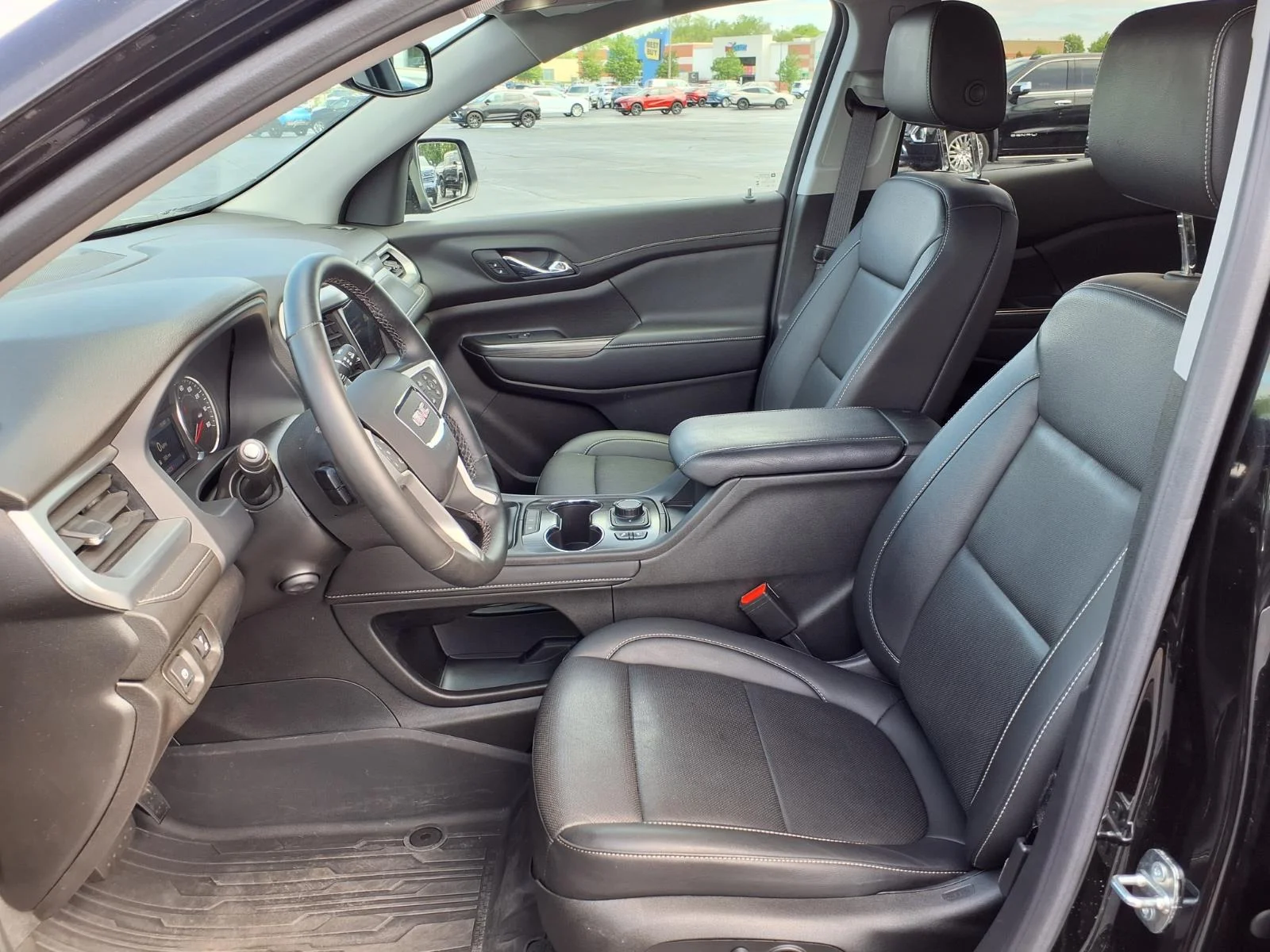 Used 2023 Black GMC SLT image 18