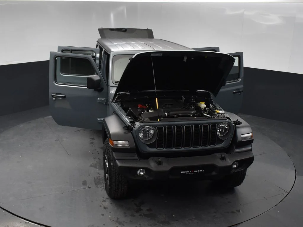New 2026 Anvil Clearcoat Jeep Sport S image 36