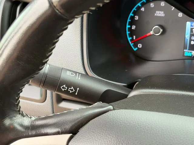 Used 2018 Black Chevrolet Z71 image 29