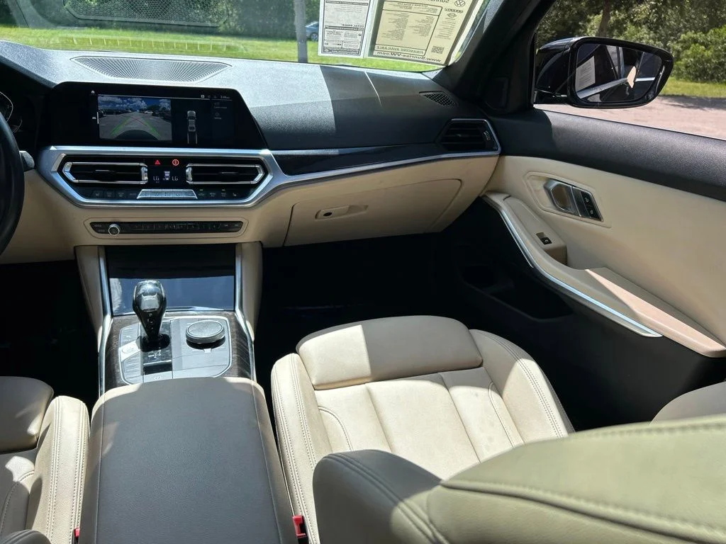 Used 2019 Jet Black BMW 330i image 11