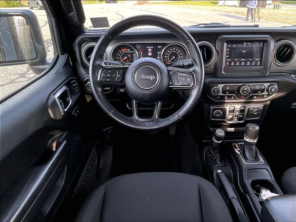 Used 2021 Black Jeep Sport image 17