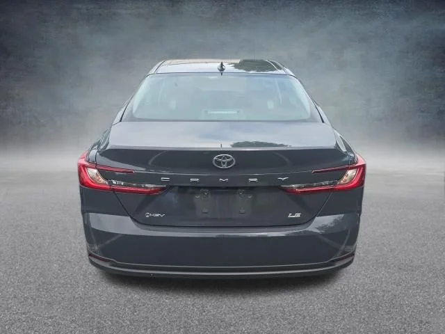 Used 2025  Toyota LE image 7