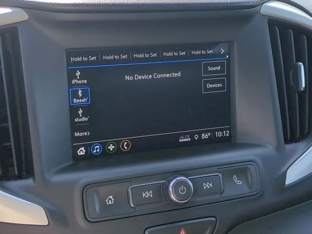 Used 2018 White GMC SLE image 16