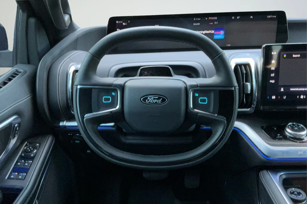 Used 2025 Black Ford Platinum image 15