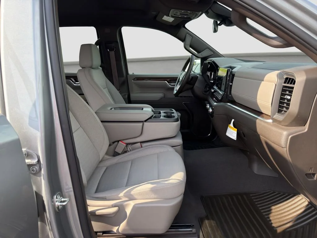 2026 GMC Sierra 1500 SLE - Photo 18