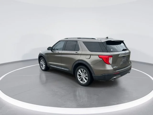 Used 2021 Gray Ford Limited image 5