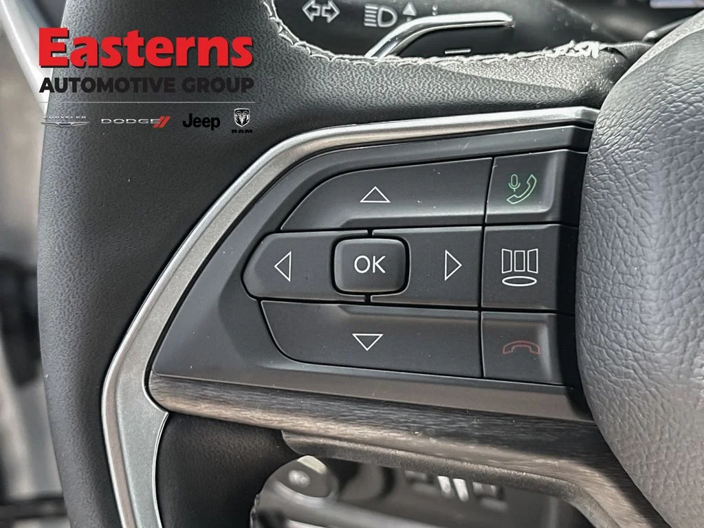 New 2027 Bright White Clearcoat Jeep Limited image 18
