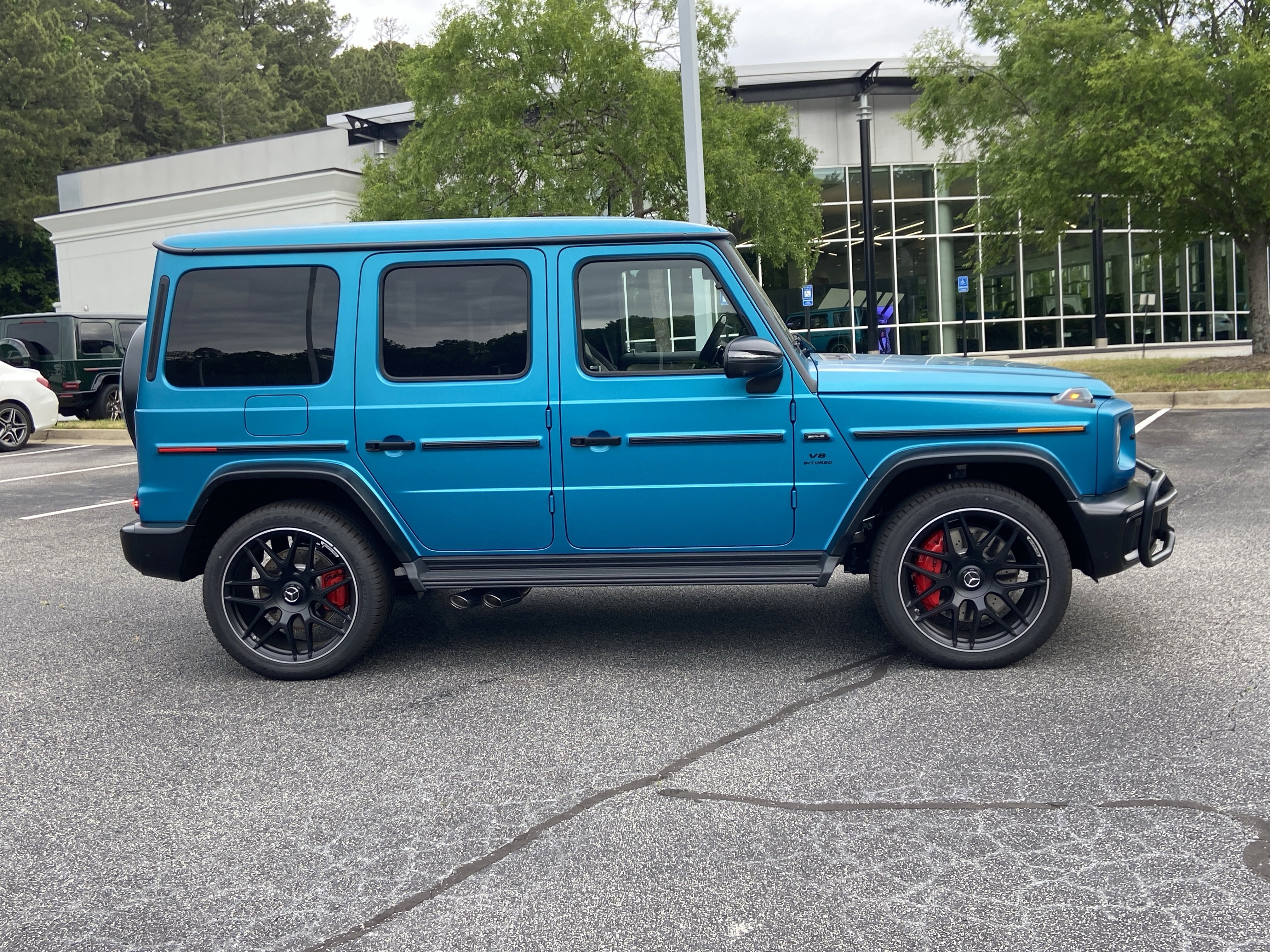 New 2026 MANUFAKTUR hyper blue magno Mercedes-Benz AMG® G 63 SUV image 5