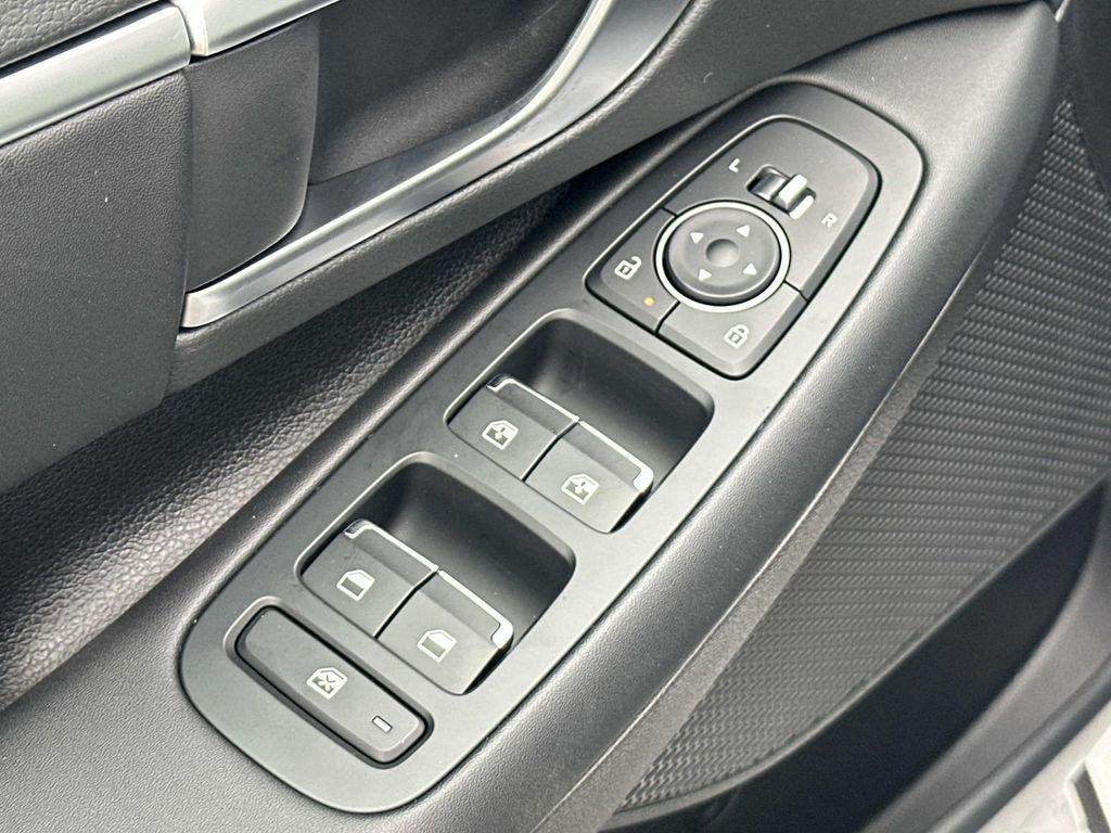 2026 Hyundai Sonata SEL - Photo 28