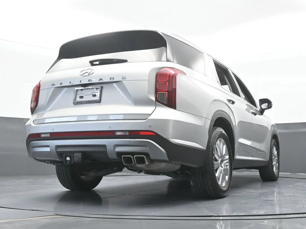 Used 2025 Typhoon Silver Hyundai SEL image 68