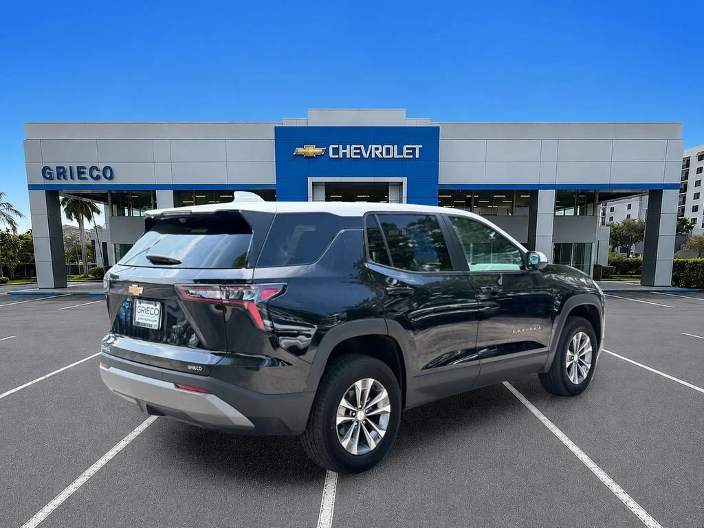 New 2026 Mosaic Black Metallic Chevrolet LT image 7