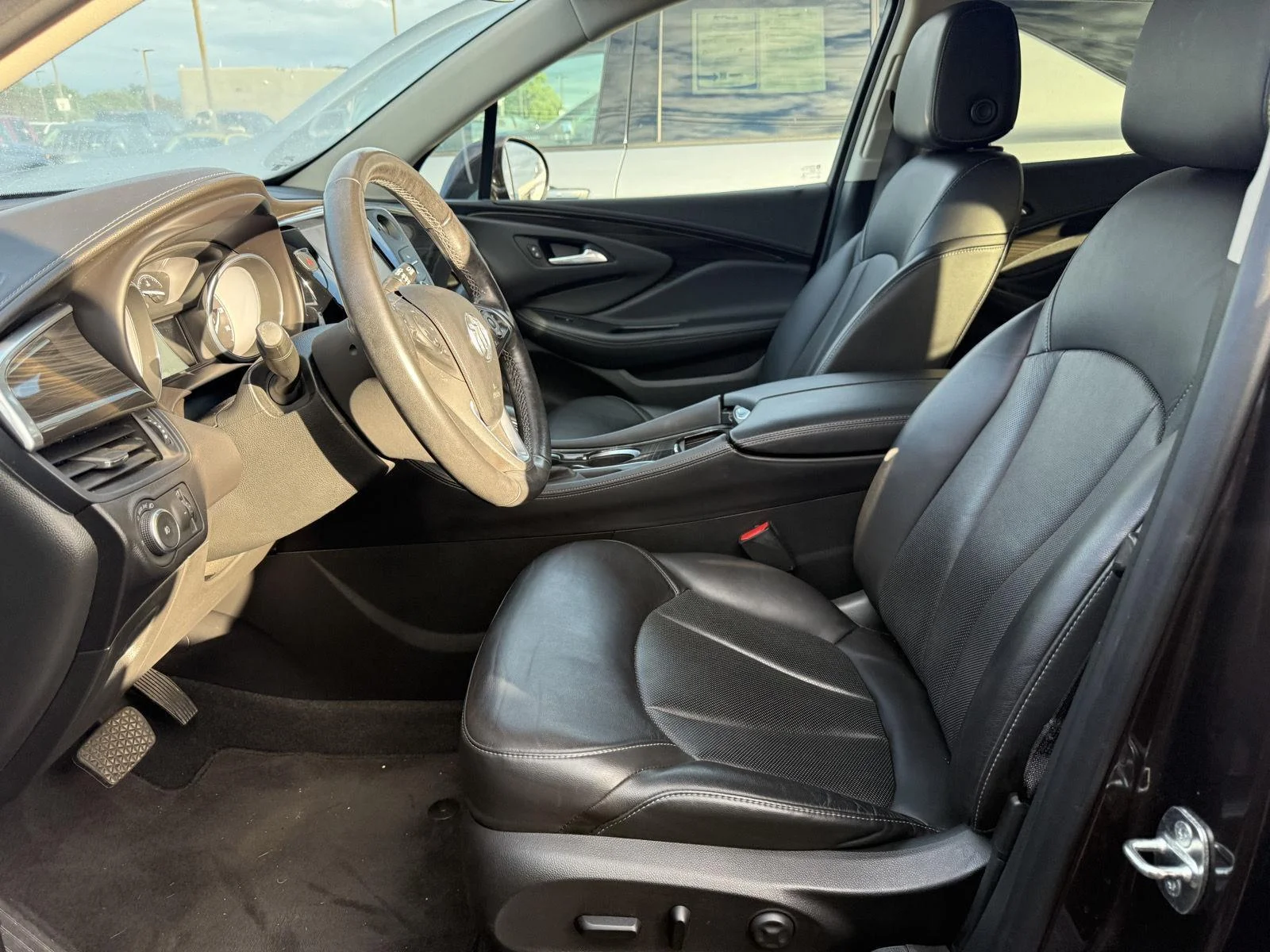 Used 2020 ESPRESSO METALLIC Buick Essence image 4