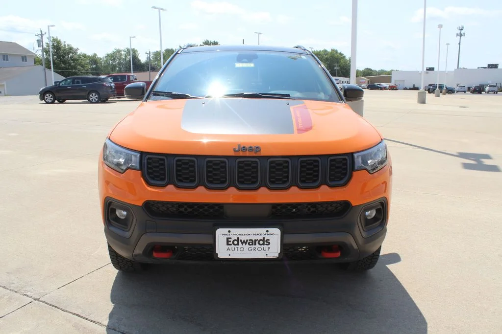 2026 Jeep Compass Trailhawk - Photo 8