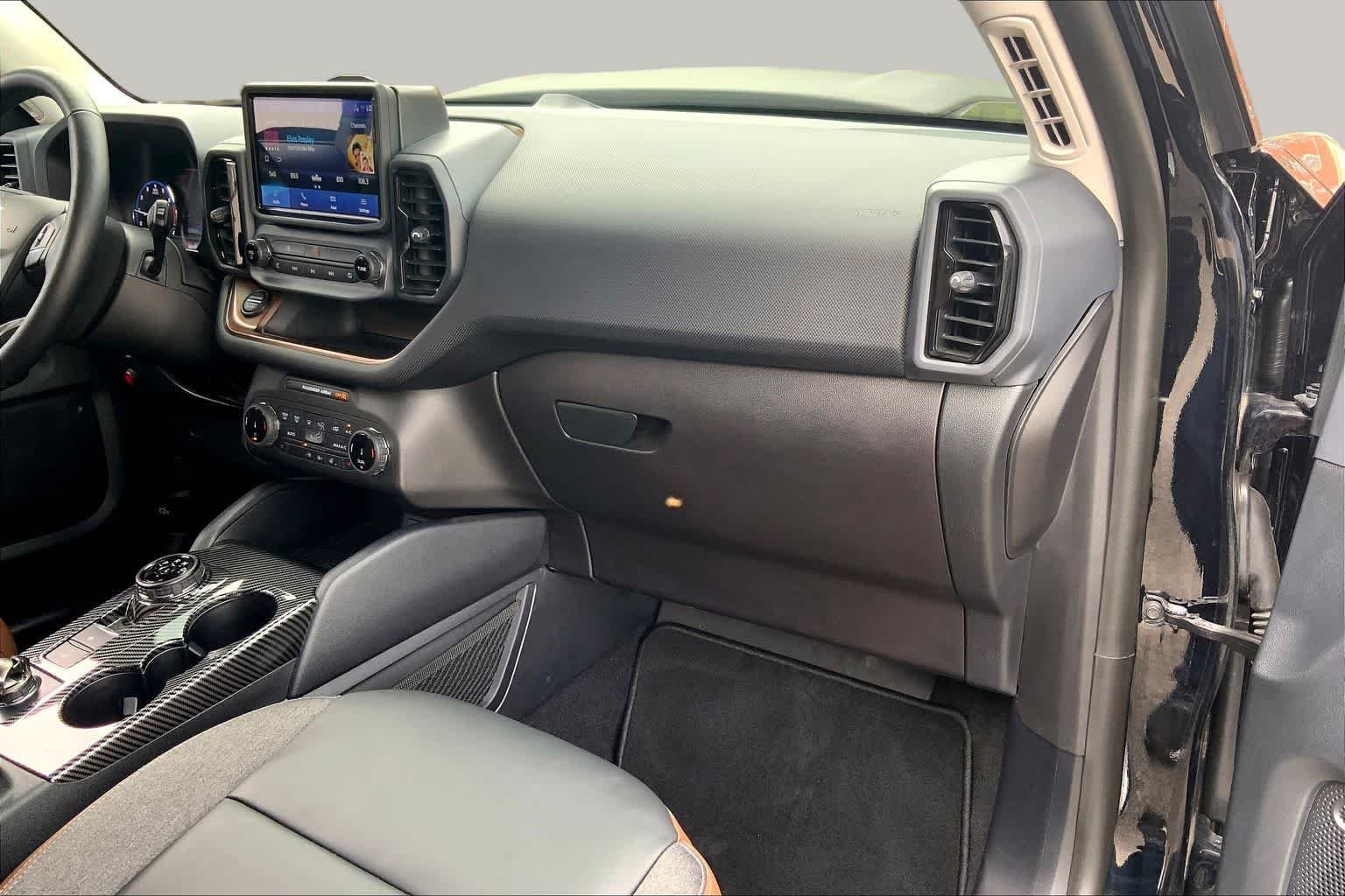 Used 2022 Shadow Black Ford Outer Banks image 19