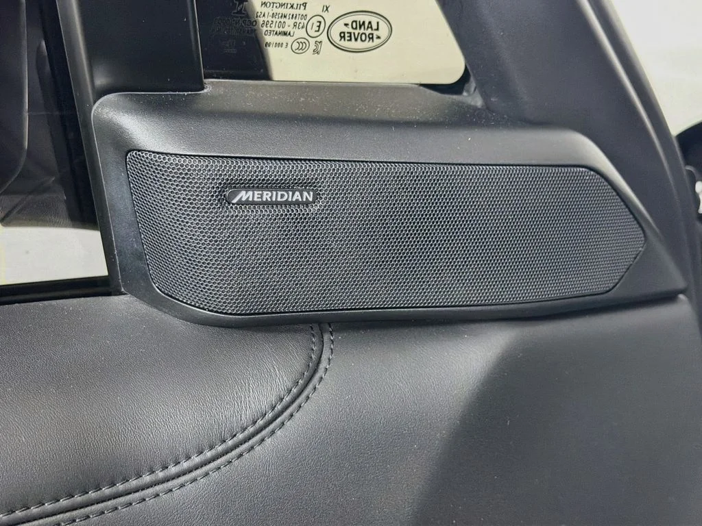 Certified Used 2023 Santorini Black Metallic Land Rover SE image 19