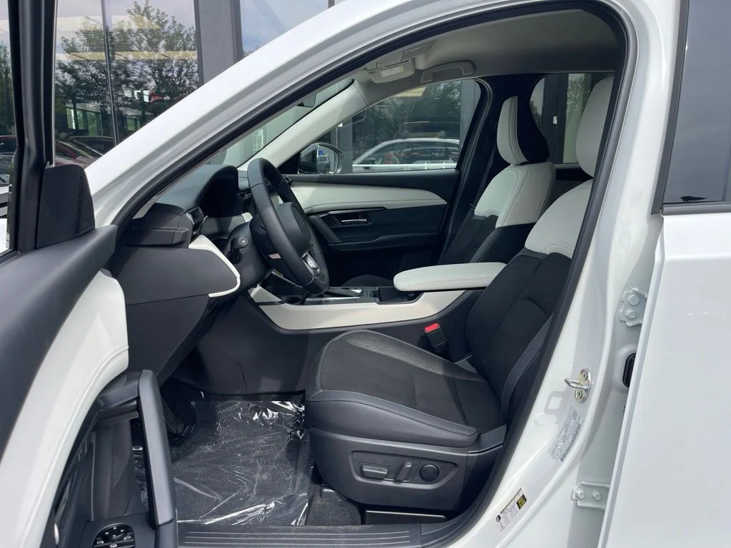 New 2026 Rhodium White Metallic Mazda 2.5 S Preferred AWD image 16