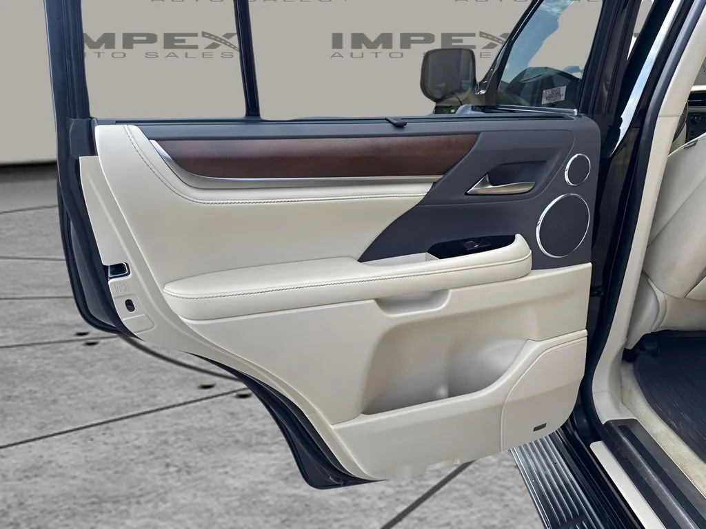 Used 2017 Black Lexus 570 image 31
