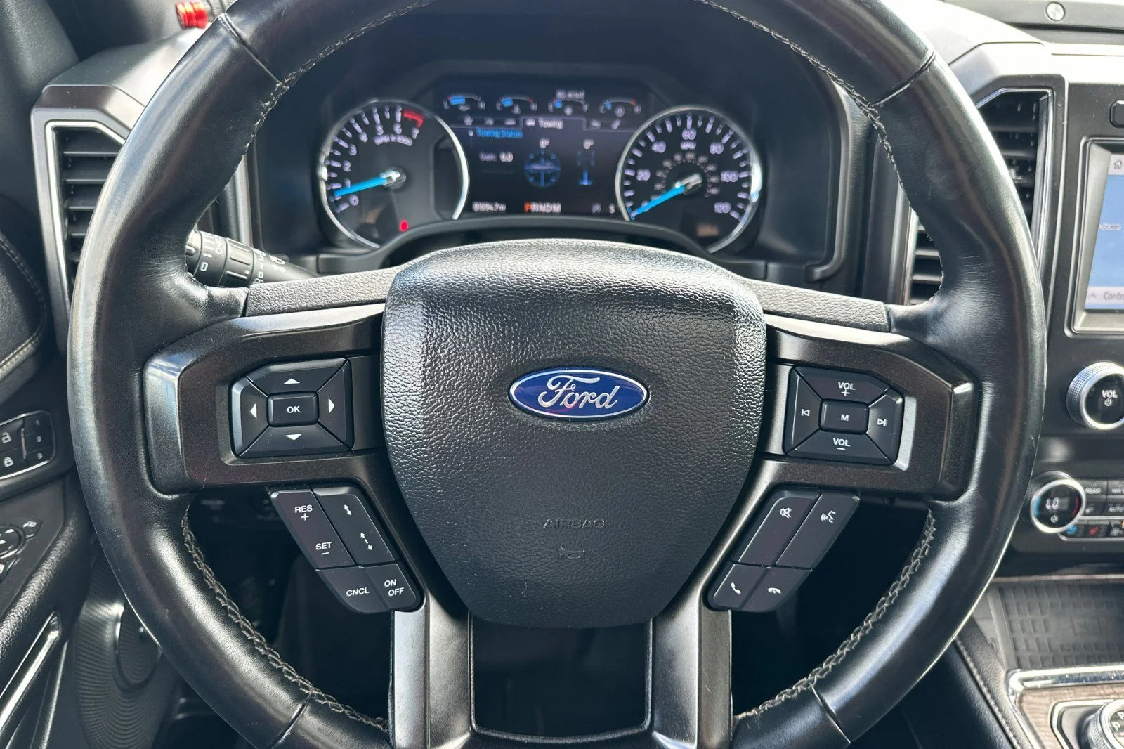 Used 2020 White Ford Limited image 28