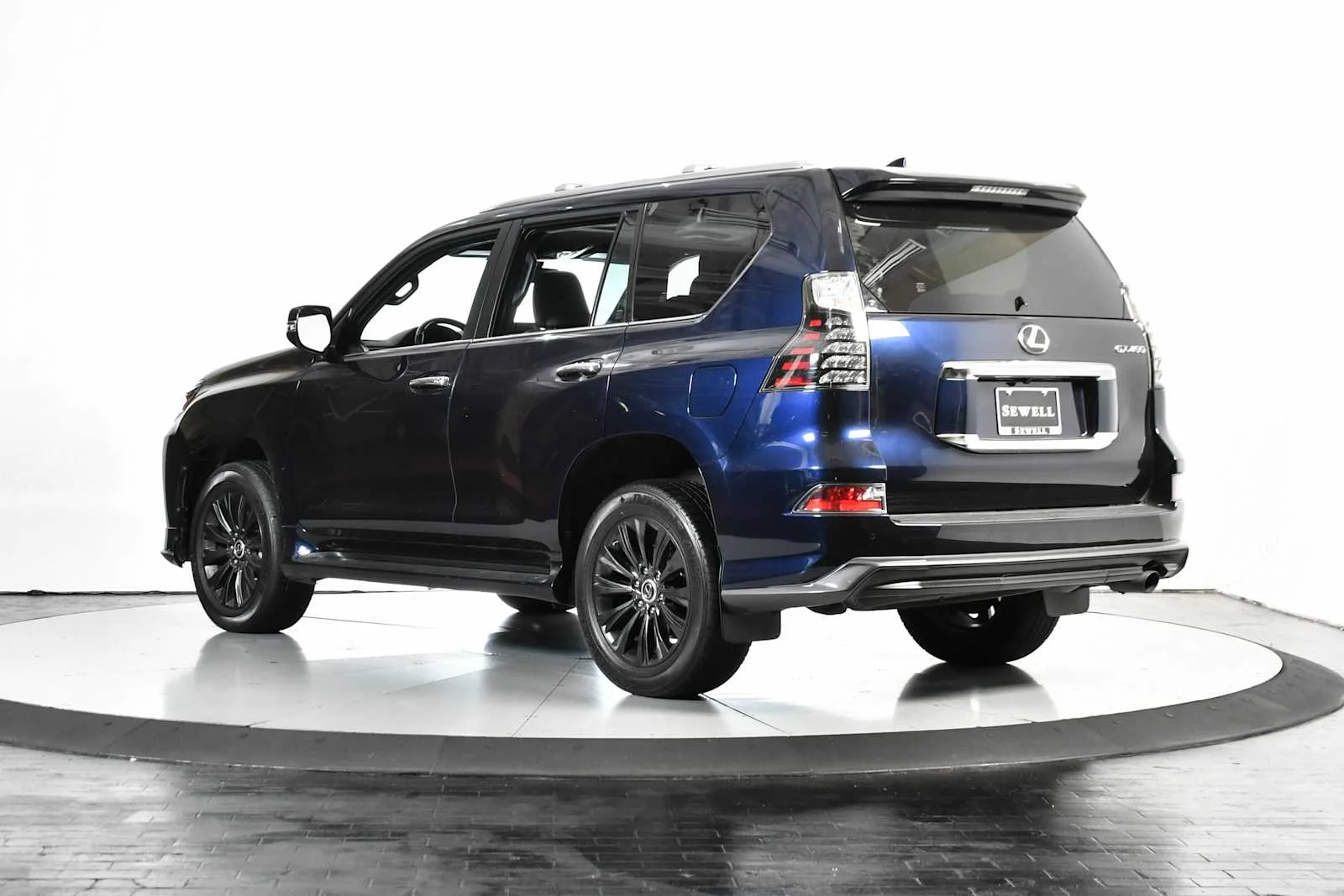 Certified Used 2023 NIGHTFALL MICA Lexus Premium image 4