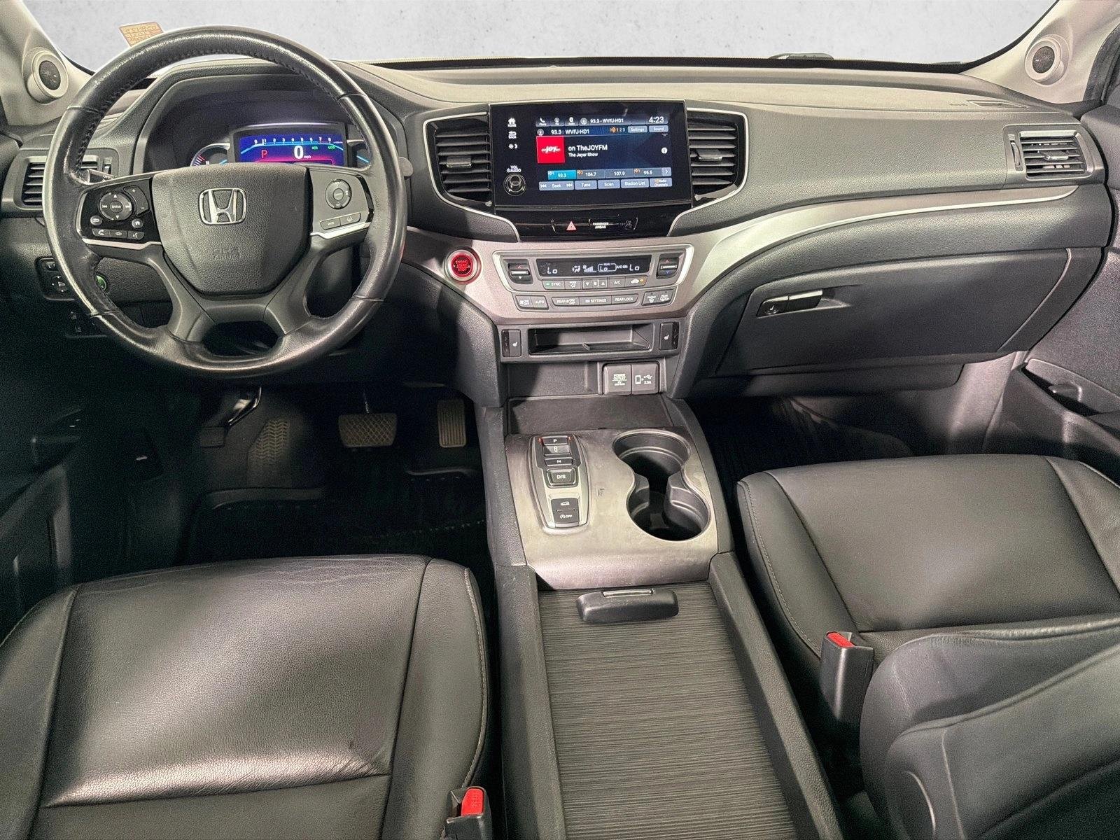 Used 2021  Honda EX-L image 24